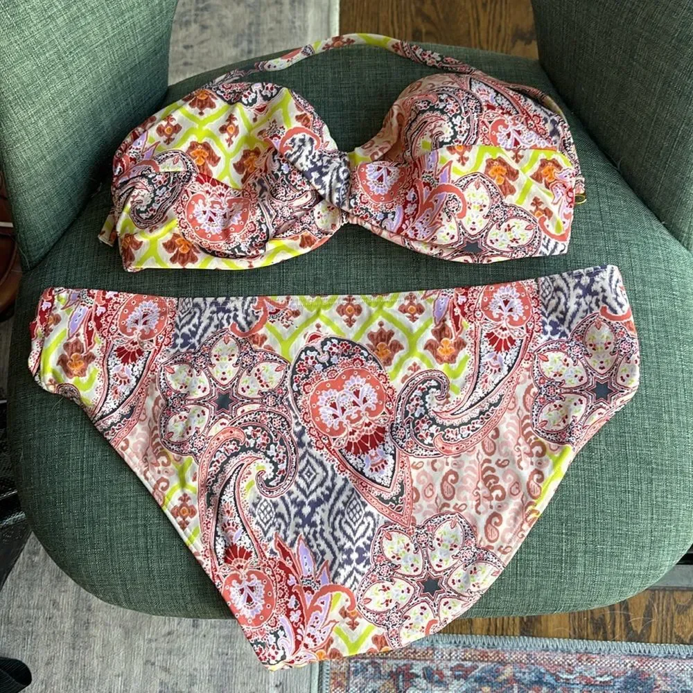 Victoria's Secret Women Multicolor Paisley Bikini pink bohemian size large/32DD